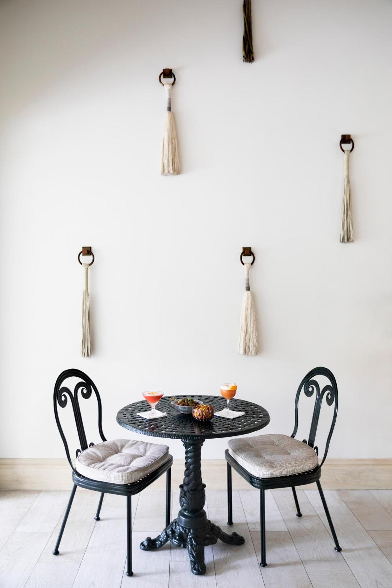 Point Grace Hotel Грейс Бей Екстериор снимка