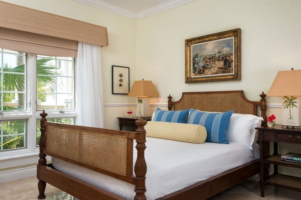 Point Grace Hotel Грейс Бей Екстериор снимка